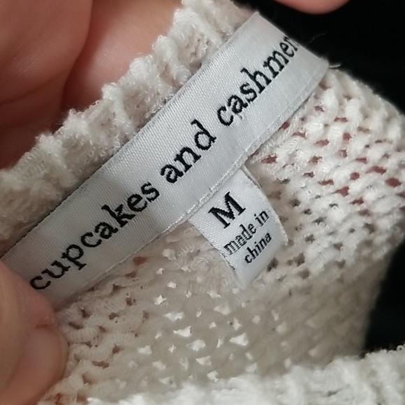 Cupcakes and Cashmere Assymetrical Pullover Sweater Size Medium - Picture 7 of 9